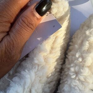 Cozy Cream Shearling Scarf